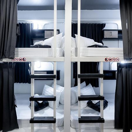 Vibes Hostel Bangkok Dış mekan fotoğraf