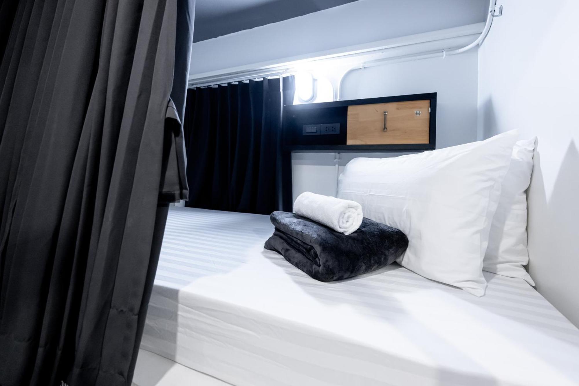 Vibes Hostel Bangkok Dış mekan fotoğraf
