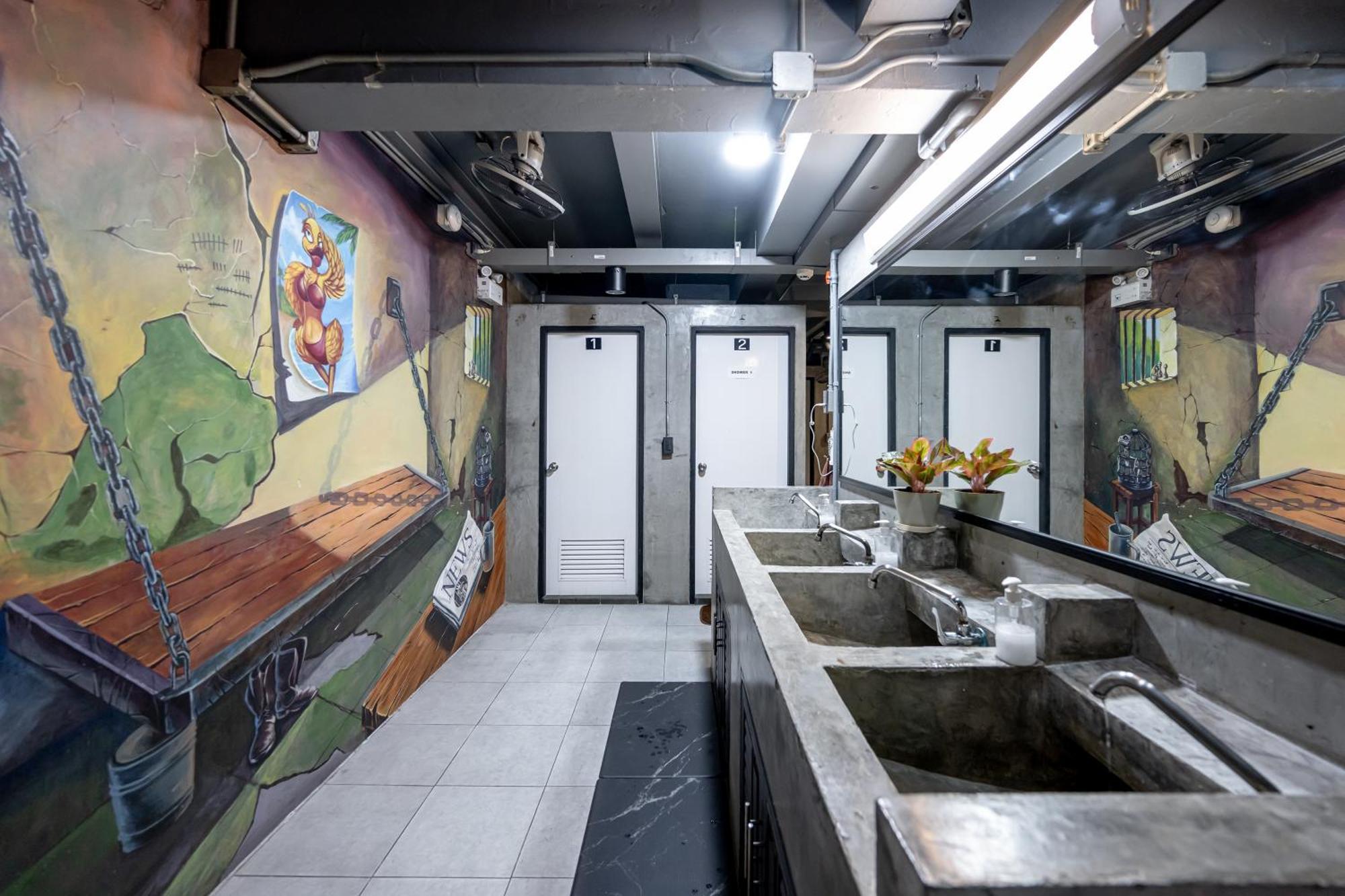 Vibes Hostel Bangkok Dış mekan fotoğraf
