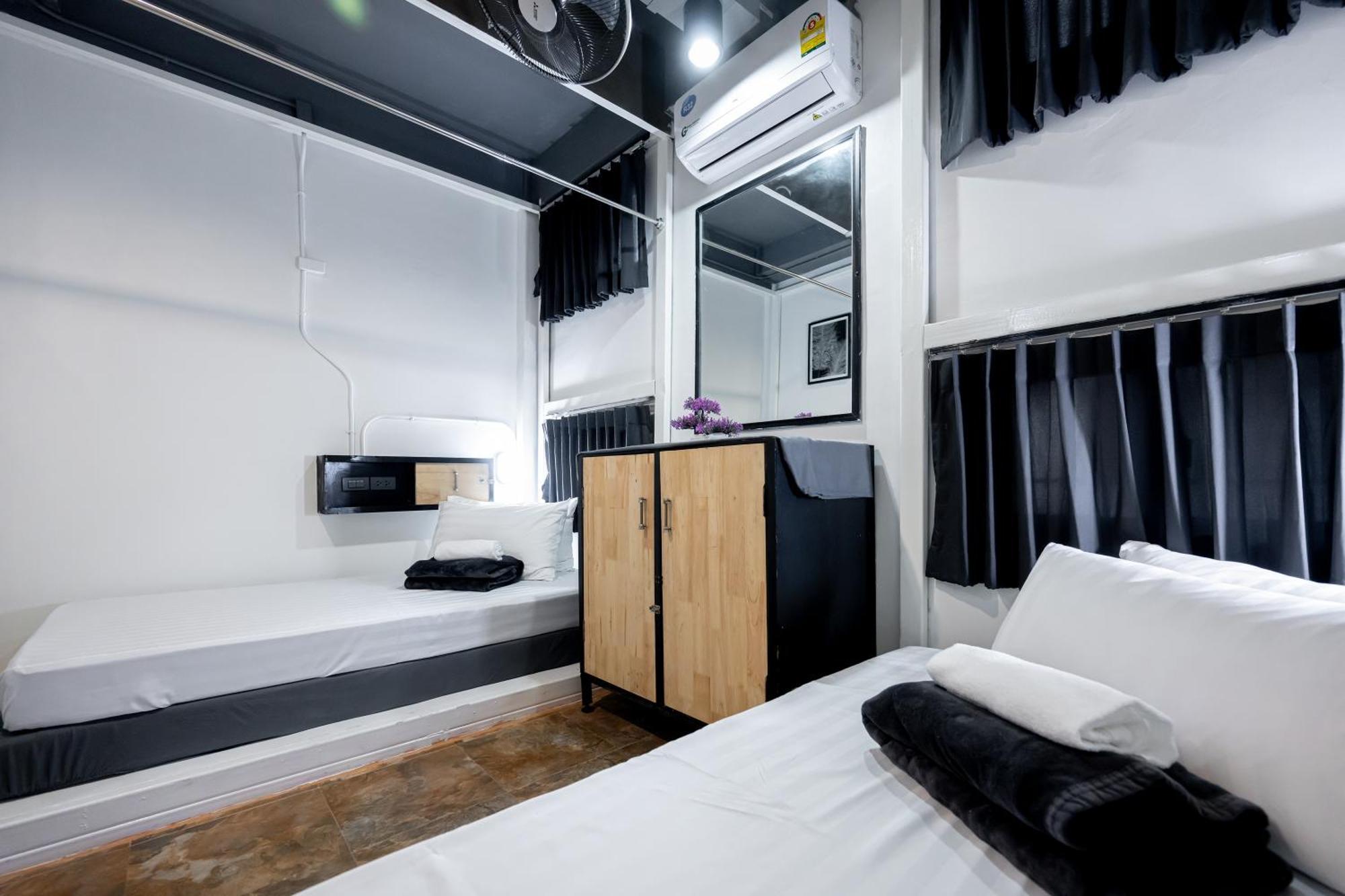Vibes Hostel Bangkok Dış mekan fotoğraf