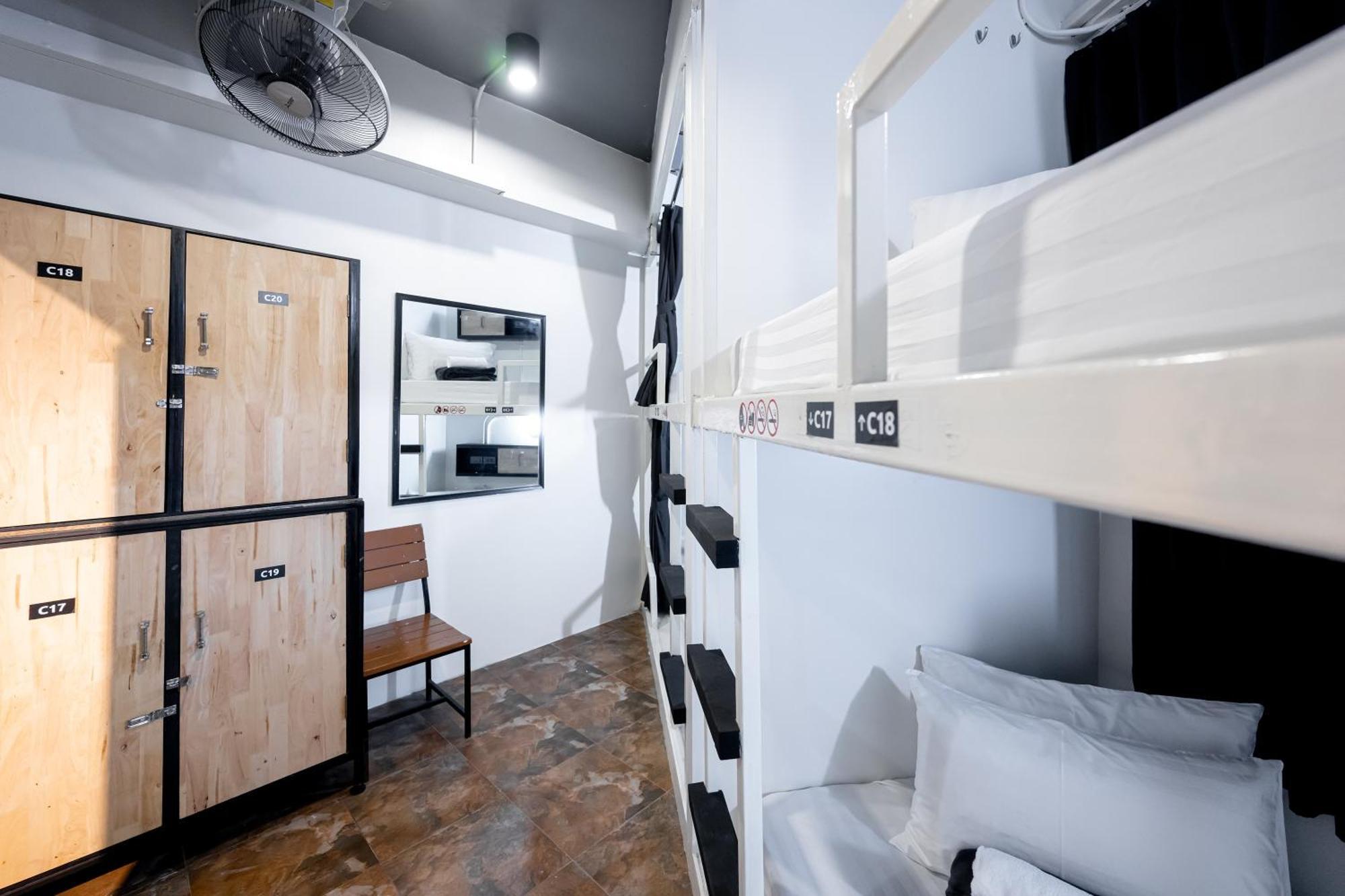 Vibes Hostel Bangkok Dış mekan fotoğraf
