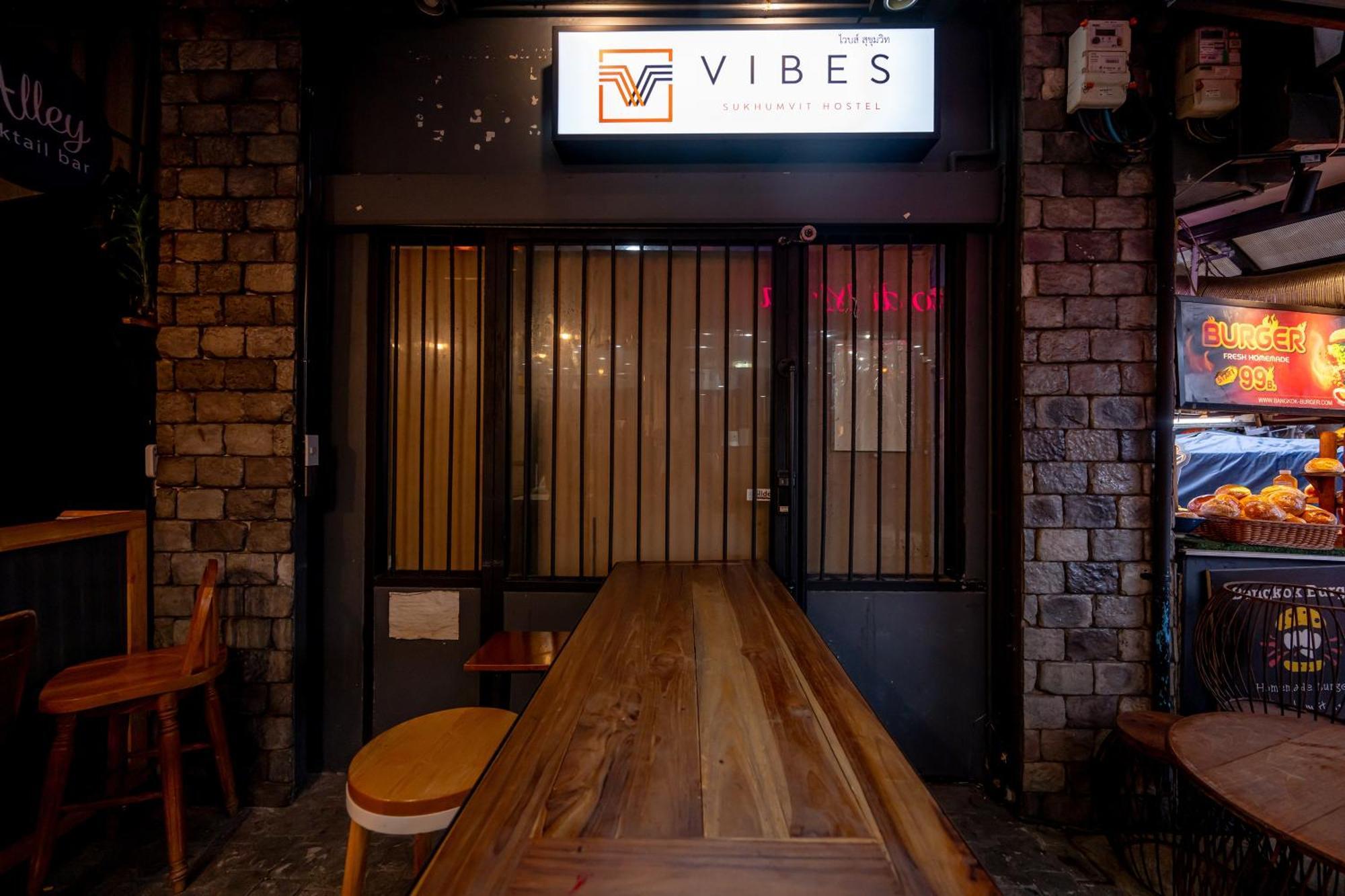 Vibes Hostel Bangkok Dış mekan fotoğraf